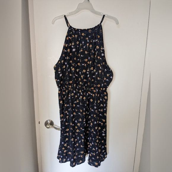 NWT Plus Ditsy Floral Print Sleeveless Dress - Picture 6 of 6